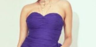 पर्पल गाउन में बार्बी डॉल लगी जाह्नवी Screenshot 2023-04-28 194545