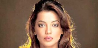 100 रुपये के लिए पेट्रोल पंप पर किया काम Mugdha-Godse-2