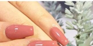 मानसून में नेल एक्सटेंशन कराने का है प्लान तो इन बातों का रखें ध्यान Screenshot 2023-07-19 184746