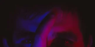 बड़ी आपदा आने से पहले इंसान को दिख जाते हैं ये अपशकुन bad-luck-sign-1