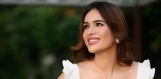 डीपनेक ड्रेस में नेहा मलिक की तस्वीरें सोशल मीडिया पर वायरल neha-malik-deepneck-dress