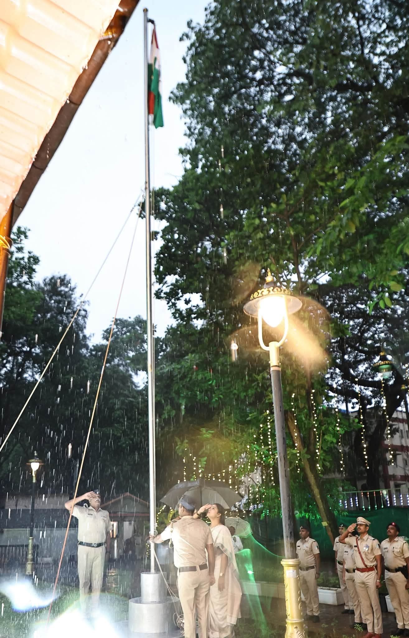 स्वतंत्रता दिवस पर मेयर ऋतु तावड़े की अनोखी पहल, आम नागरिकों के लिए खोला मेयर बंगले का परिसर