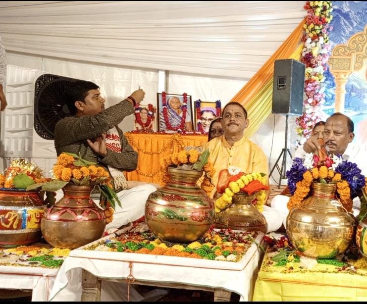 दक्ष यज्ञ में गूंजा शिव का अपमान, माता सती ने किया महात्याग