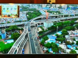 मुख्यमंत्री फडणवीस का बड़ा ऐलान: 2027 से मुंबई में दौड़ेंगी मेट्रो जैसी लोकल ट्रेनें, 2030 तक पूरी लोकल सेवा होगी आधुनिक