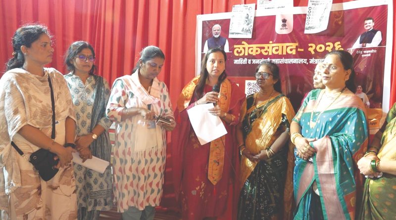 गणेशोत्सव मंडल महिलाओं-बच्चों तक पहुंचाएं सरकारी योजनाओं की जानकारी: मंत्री अदिति तटकरे
