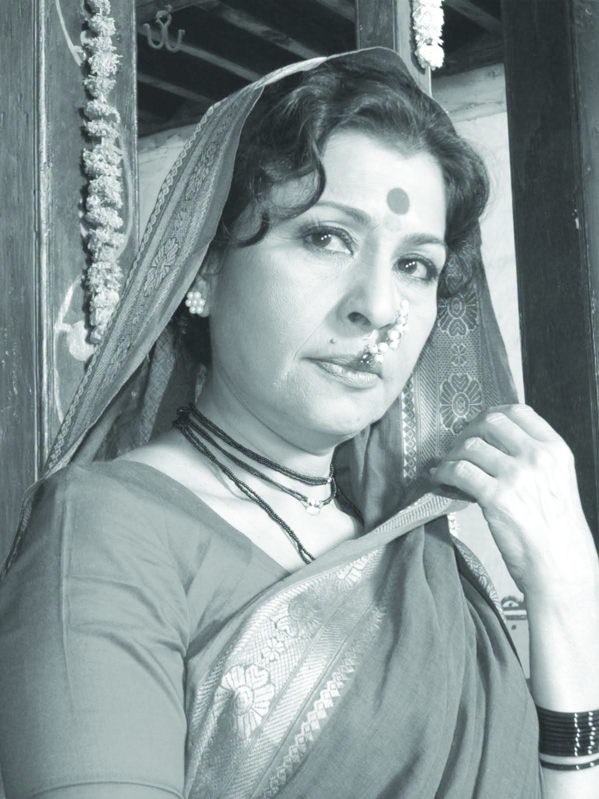मराठी सिनेमा की दिग्गज अभिनेत्री मधु कांबीकर का निधन, मुख्यमंत्री फडणवीस समेत कई नेताओं ने दी श्रद्धांजलि