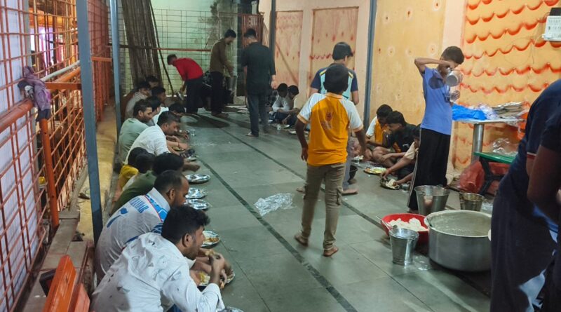 वागले एस्टेट में नवरात्र की धूम! बाबा विश्वनाथ मंदिर में जुटा जनसैलाब, महाभंडारे में उमड़ा आस्था का सैलाब